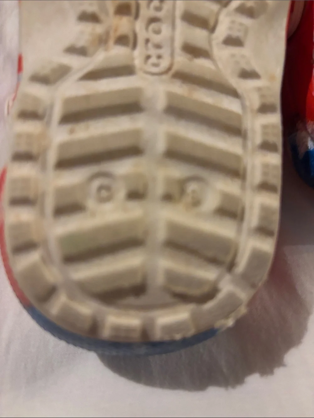 CROCS Kids Red White & Blue Tie-Dye Fuzzy Lined Clogs